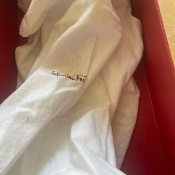 Vintage Salvatore Ferragamo white Leather Loafers - Picture 8 of 16